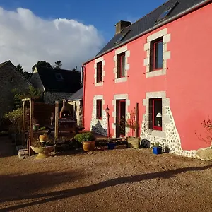  Hébergement de vacances Le Mengleuz France